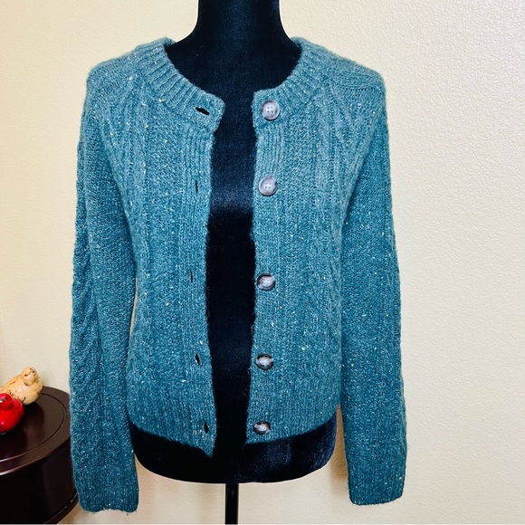 Green Cardigan Sweater - Picture 4 of 10